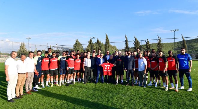 Vali Çeber, Gaziantep FK’nin tesislerini ziyaret etti