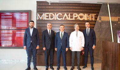 Gaziantep Valisi Kemal Çeber’den Medical Point’e Ziyaret
